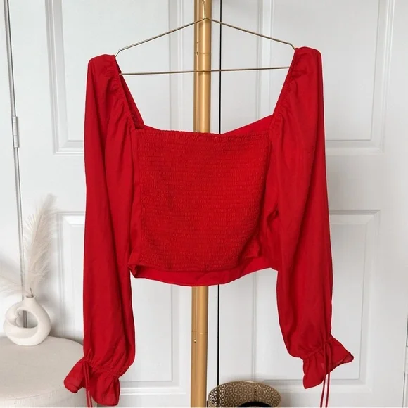 Francesca's Collections Red long Sleeve Crop Blouse - Picture 8 of 9